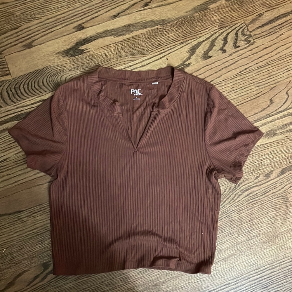 Brown Cropped T-Shirt size M